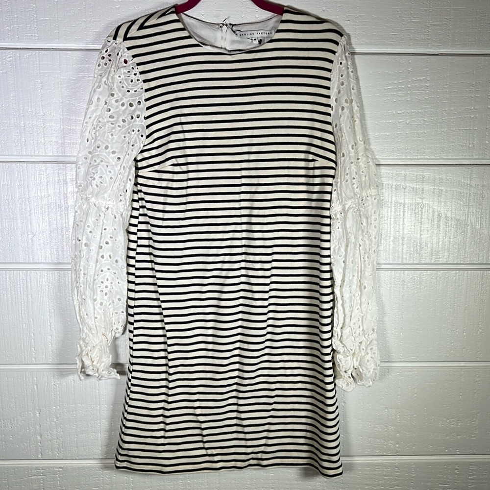 English factory White Stripe Cotton Dress Sz M Gathered Long Sleeves